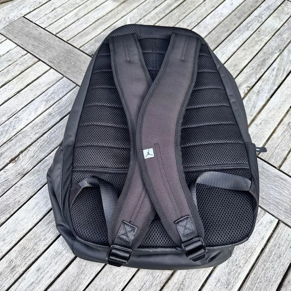 Air Jordan Airborne Weather Resistant Nike Backpack 15" Laptop Black 9A1944-023 - Picture 4 of 16